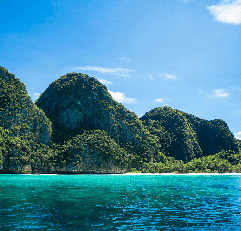 Private Boat to Maya Bay arriving at destination