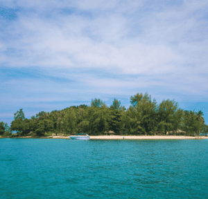 Naka noi island speedboat parking