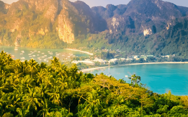 Phi phi island tour viewpoint 3 in all glory